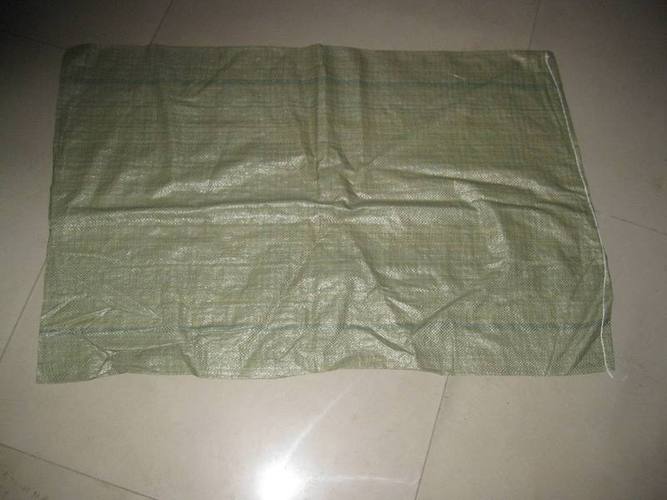 經過經緯編織得到產品,一般稱為編織袋.